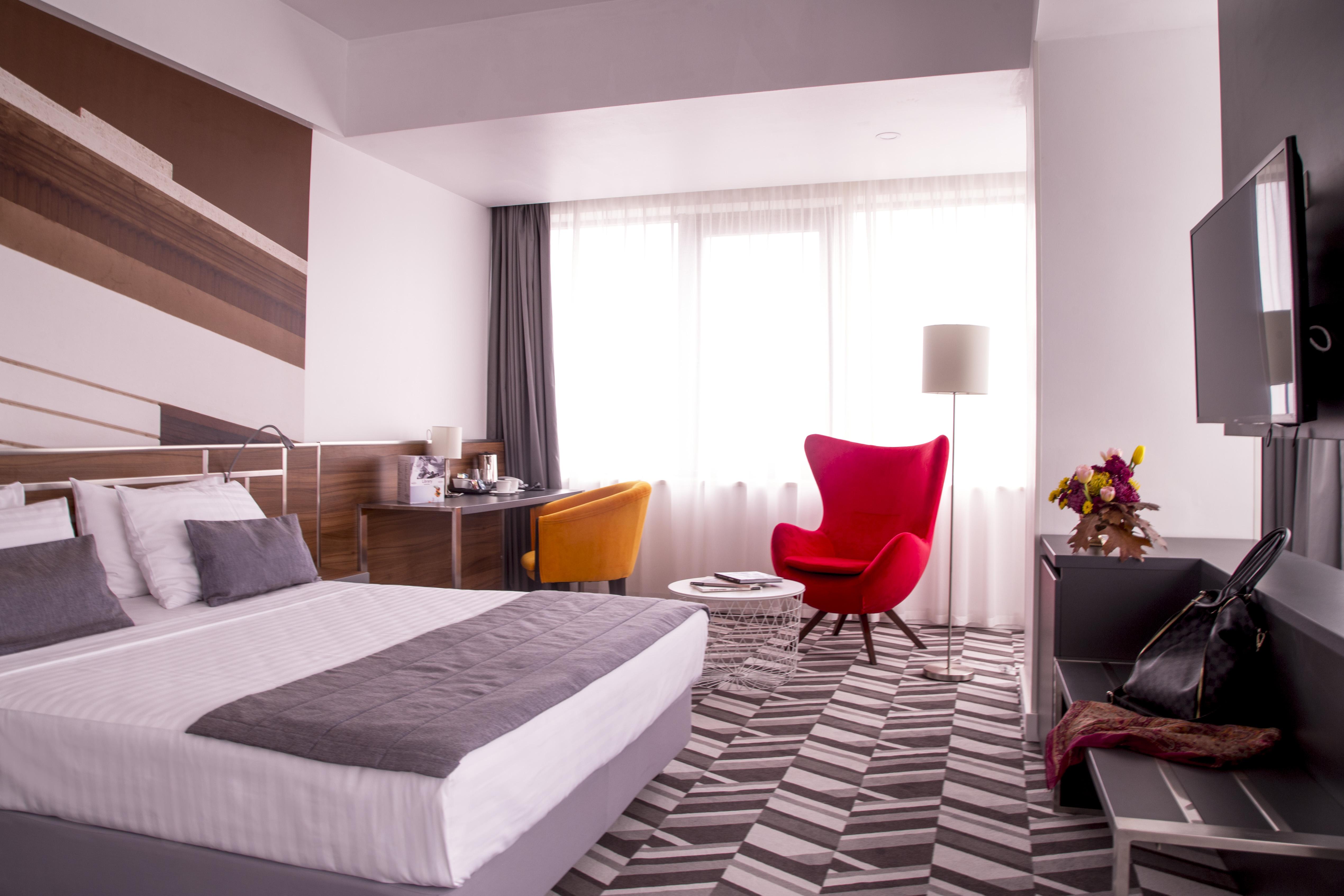 เมอร์เคียว บูคาเรสต์ อูนิรี Hotel ภายนอก รูปภาพ