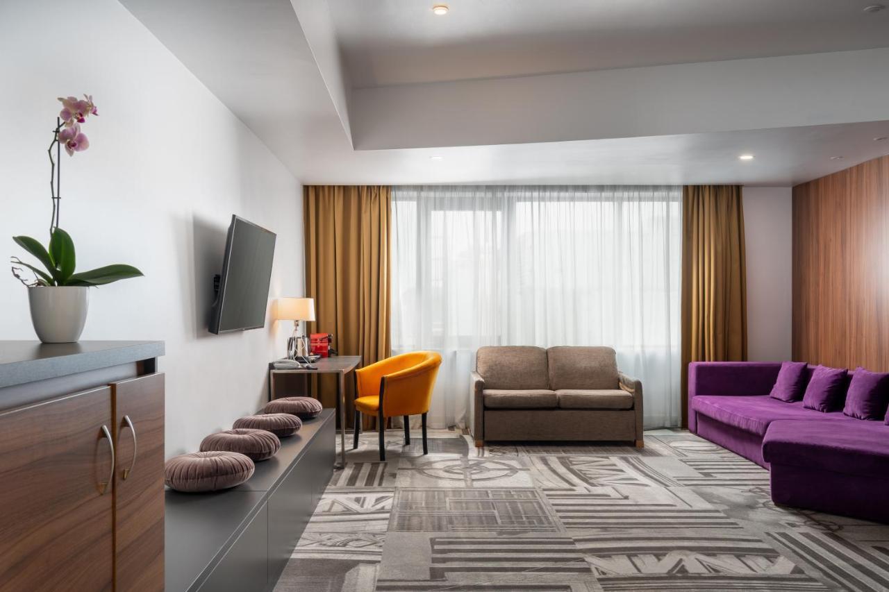 เมอร์เคียว บูคาเรสต์ อูนิรี Hotel ภายนอก รูปภาพ